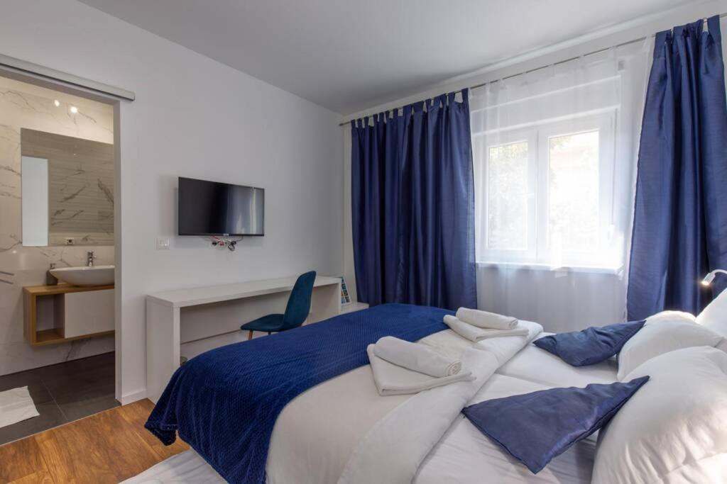 Villa Aurus - Luxury 5 Bedroom ヴィル エクステリア 写真