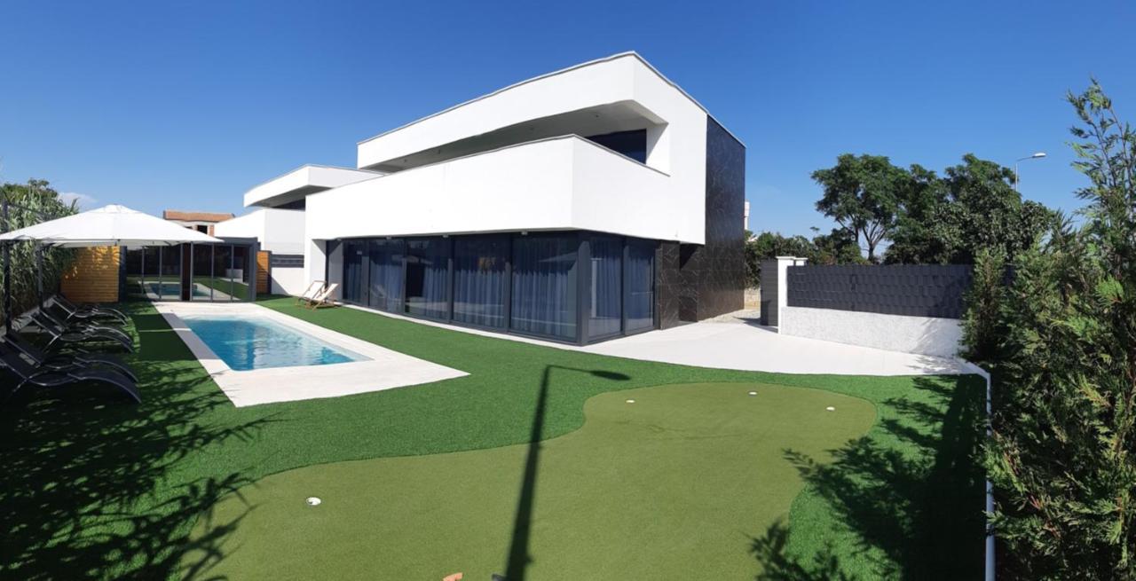 Villa Aurus - Luxury 5 Bedroom ヴィル エクステリア 写真